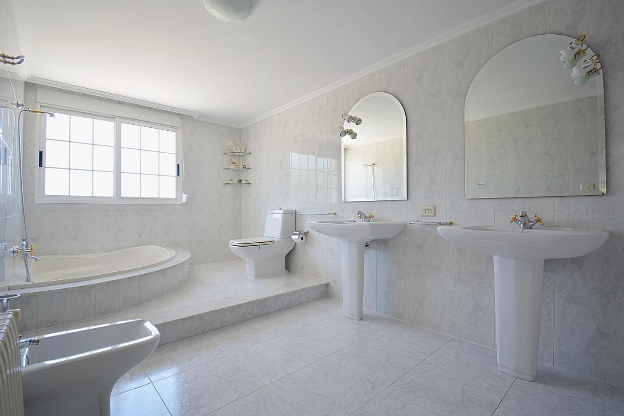 Casa Con Jardin En Vilanova De Arousa Pontevedra Eksteriør bilde